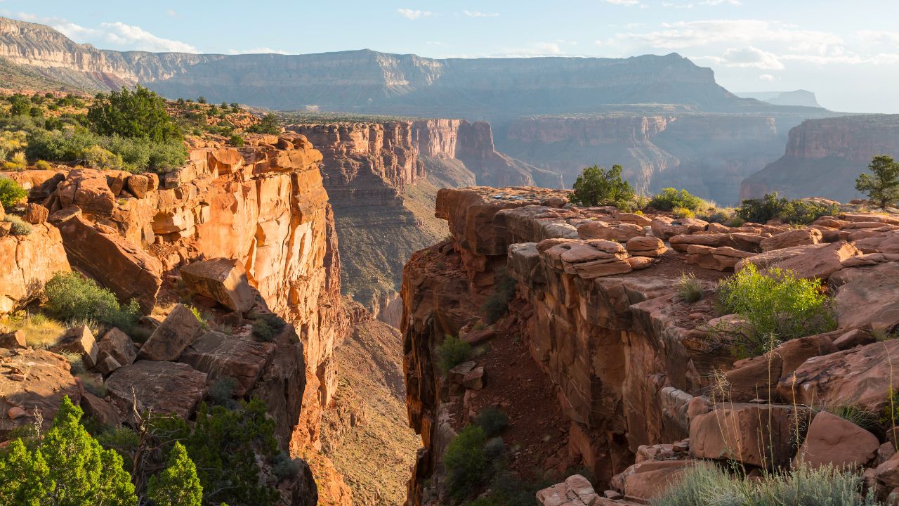 Exploring Nature's Wonders: Top Grand Canyon Rafting Tours